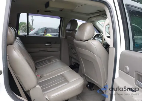 2005 Dodge Durango Limited from USA, damaged, VIN 1D8HB58D35F574910